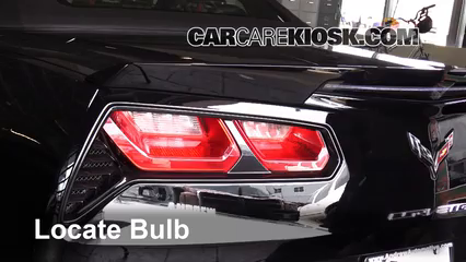 2015 Chevrolet Corvette Stingray 6.2L V8 Convertible Éclairage Feu clignotant arrière (remplacer l'ampoule)